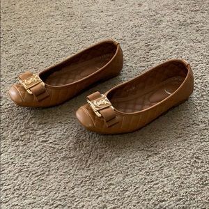 Yves Saint Laurent flats